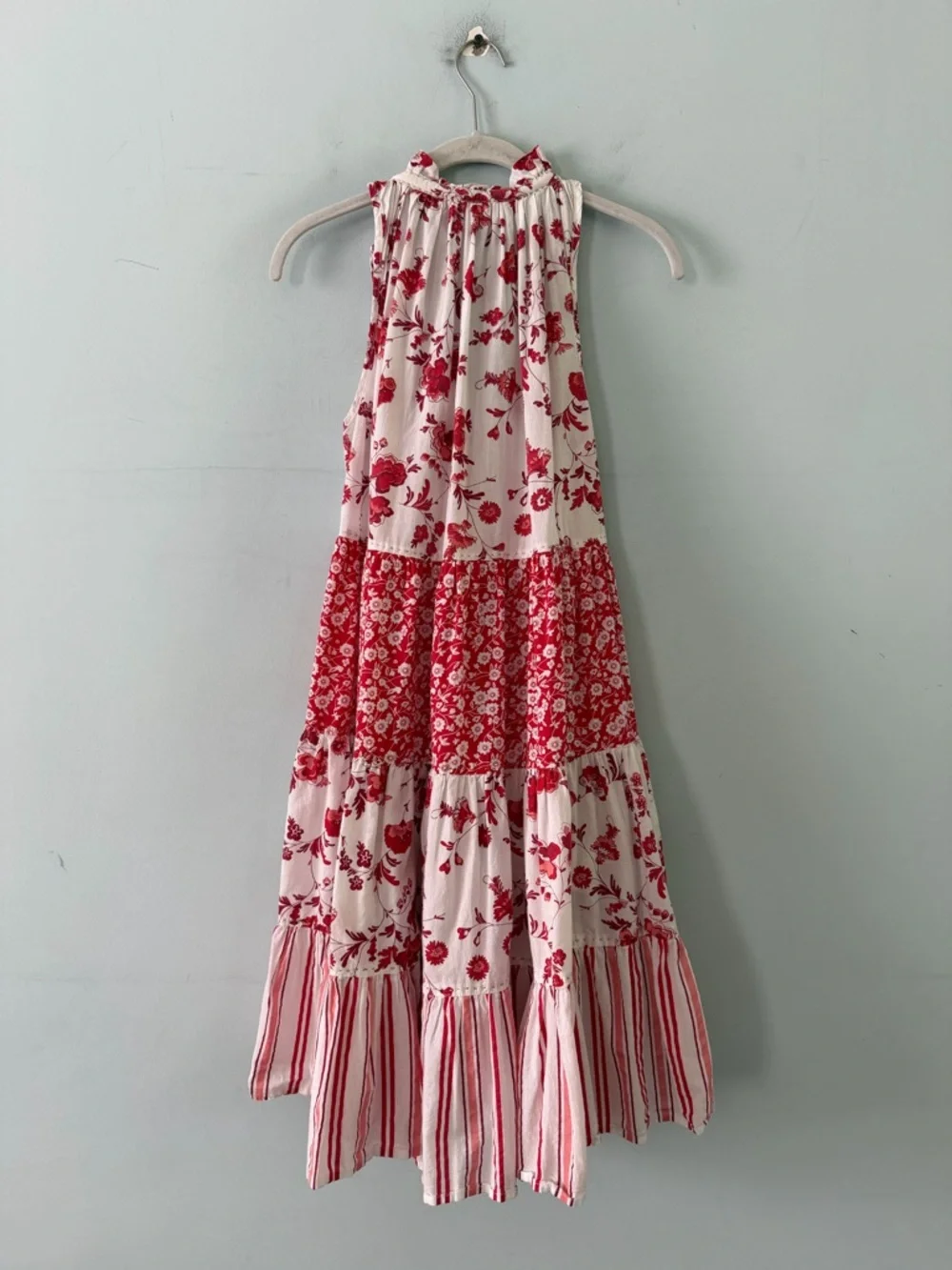 Ro’s Garden Anthro Sofia Red White Floral Sleeveless Tiered Boho Mini Dress - Picture 3 of 6